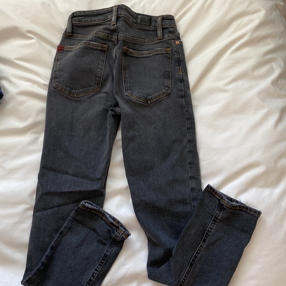 BDG Girlfriend High Rise Jean Size 24 - Picture 2 of 4